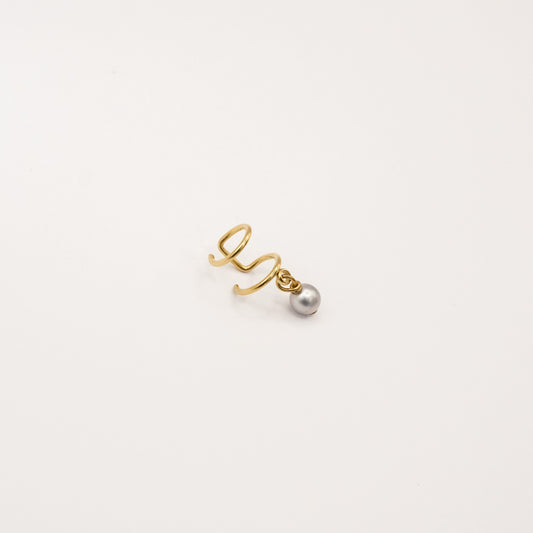 Faux piercing keishi de Tahiti