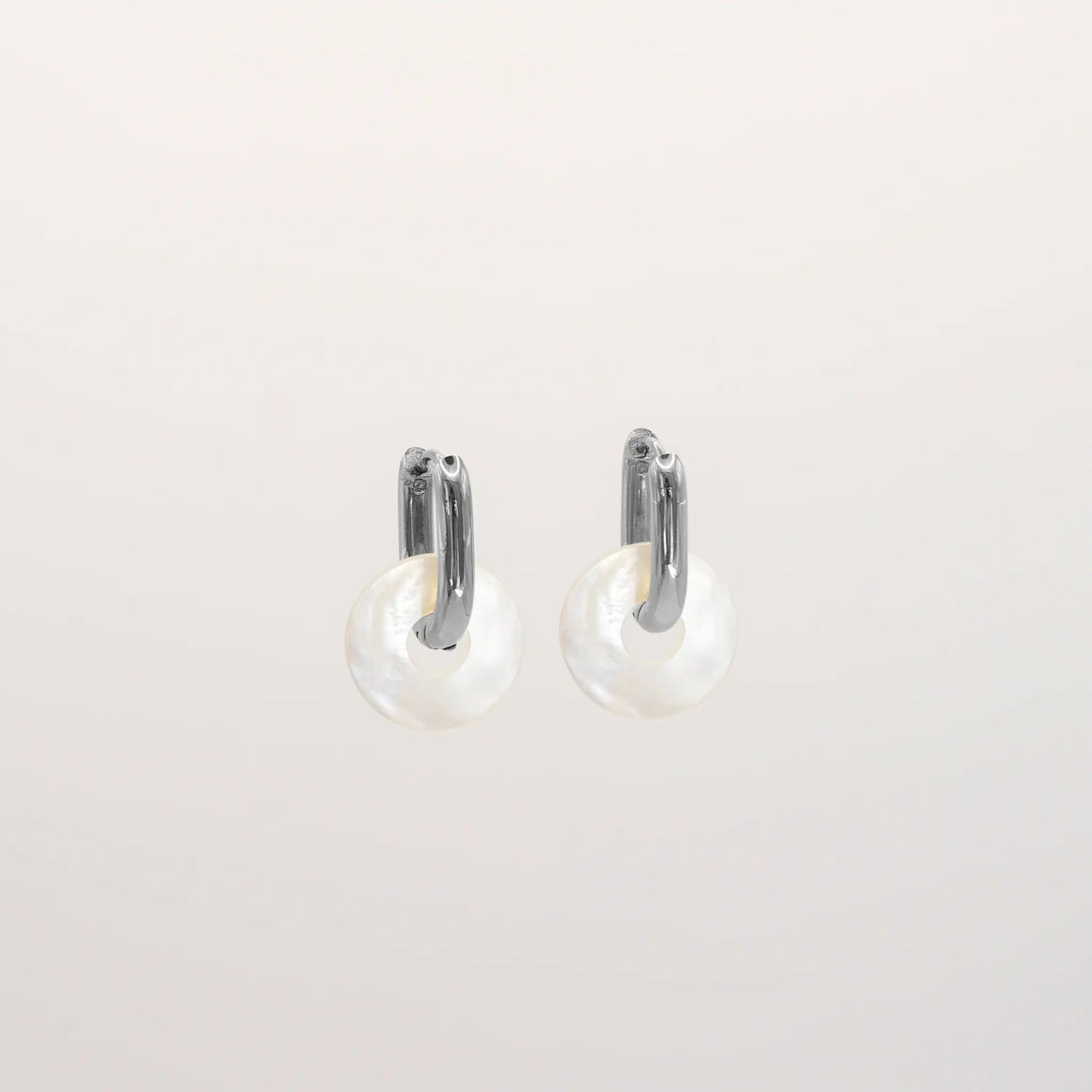 Boucles nacre Vaimei - Doré ou Argenté AKOIA
