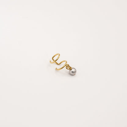 Faux piercing keishi de Tahiti